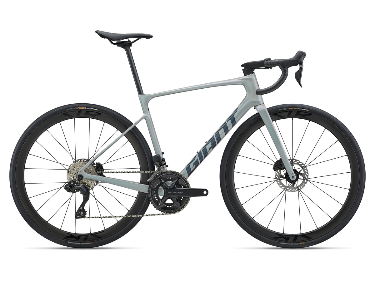 Giant Defy Advanced 0 2027 — Supernova Grey