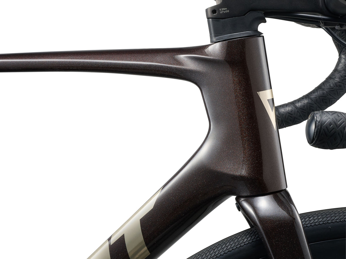 Giant Defy Advanced 1 2027 — product detail