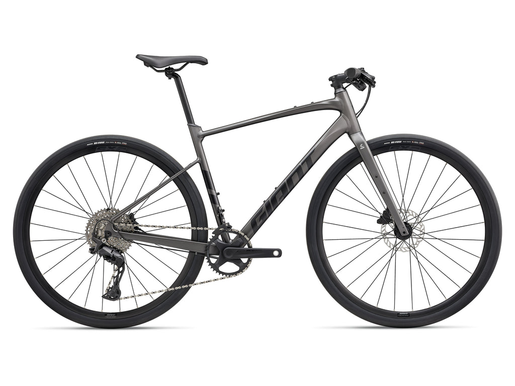 Giant FastRoad AR 1 2027 — Stealth Chrome