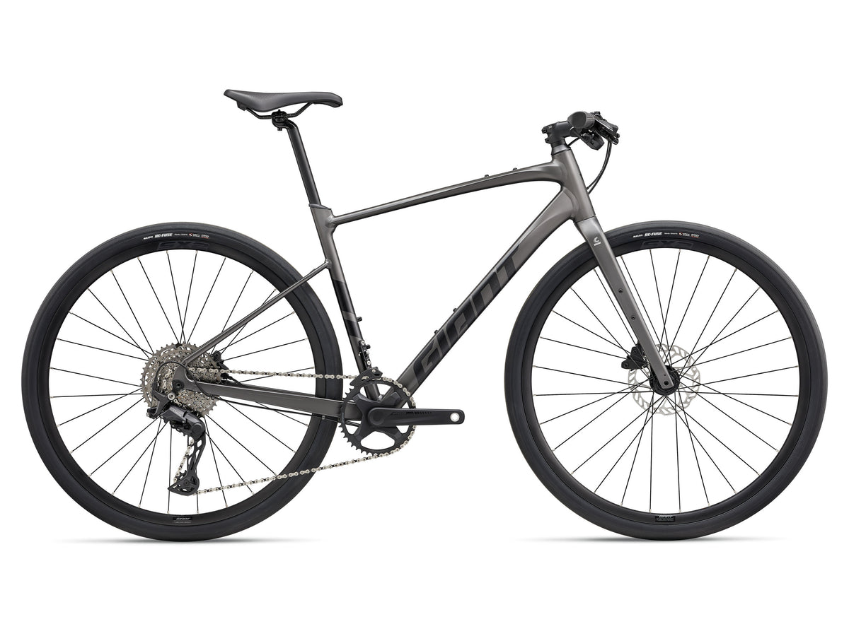 Giant FastRoad AR 1 2027 — Stealth Chrome