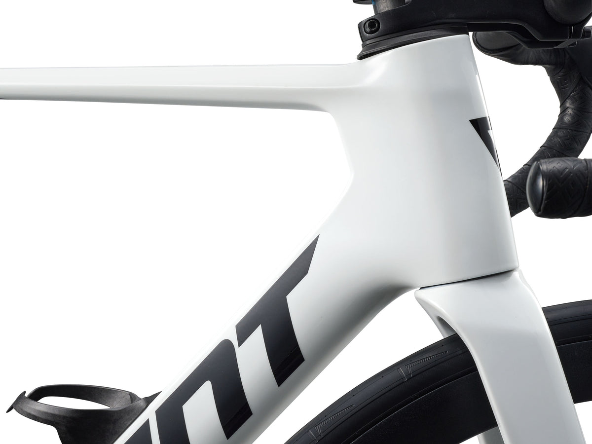 Giant Propel Advanced 2 2027 — product detail