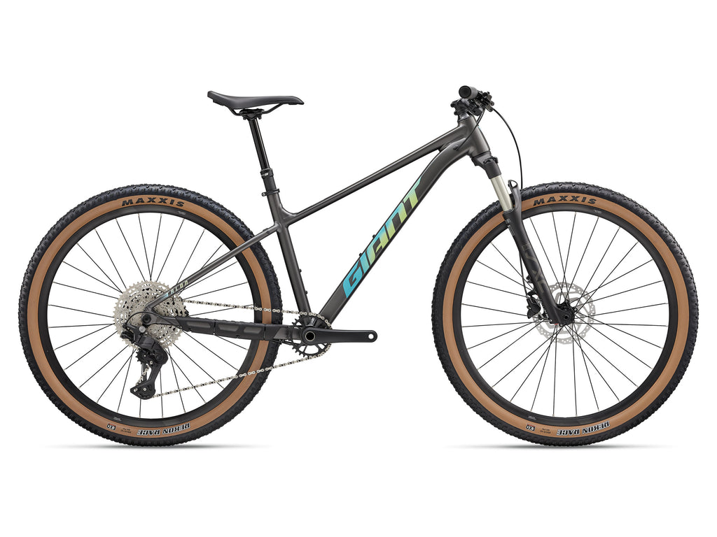 Giant Talon 0 2027 — Stealth Chrome