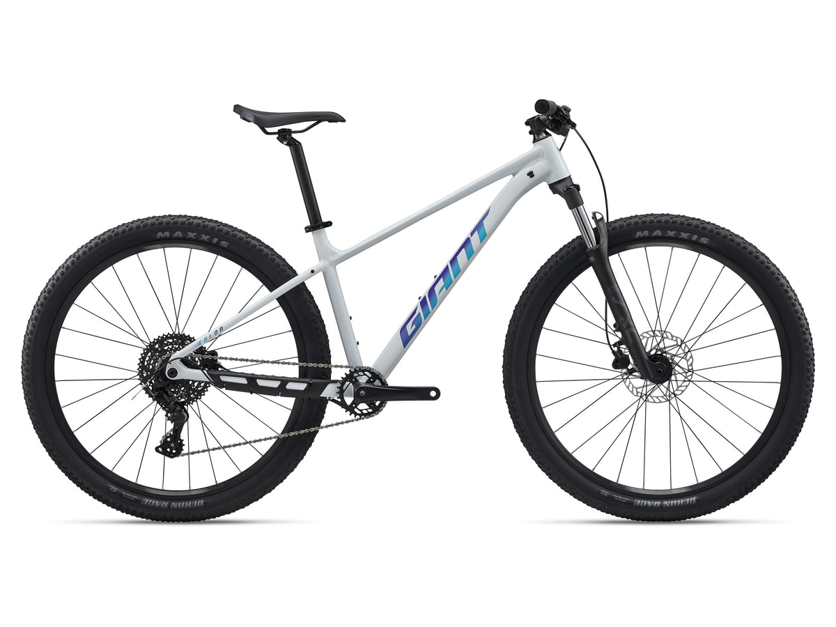 Giant Talon 2 2027 — Icicle White