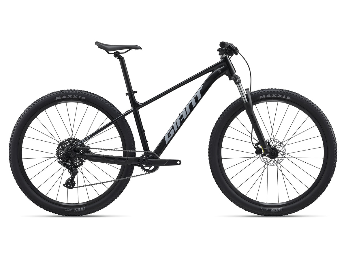 Giant Talon 29 4 2027 — Black